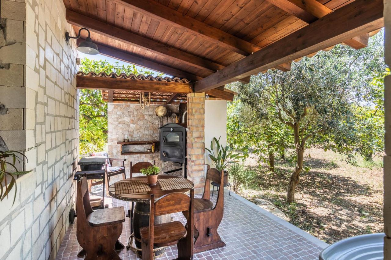 Villa Suq With Pool, Parking & Wifi Noto Esterno foto