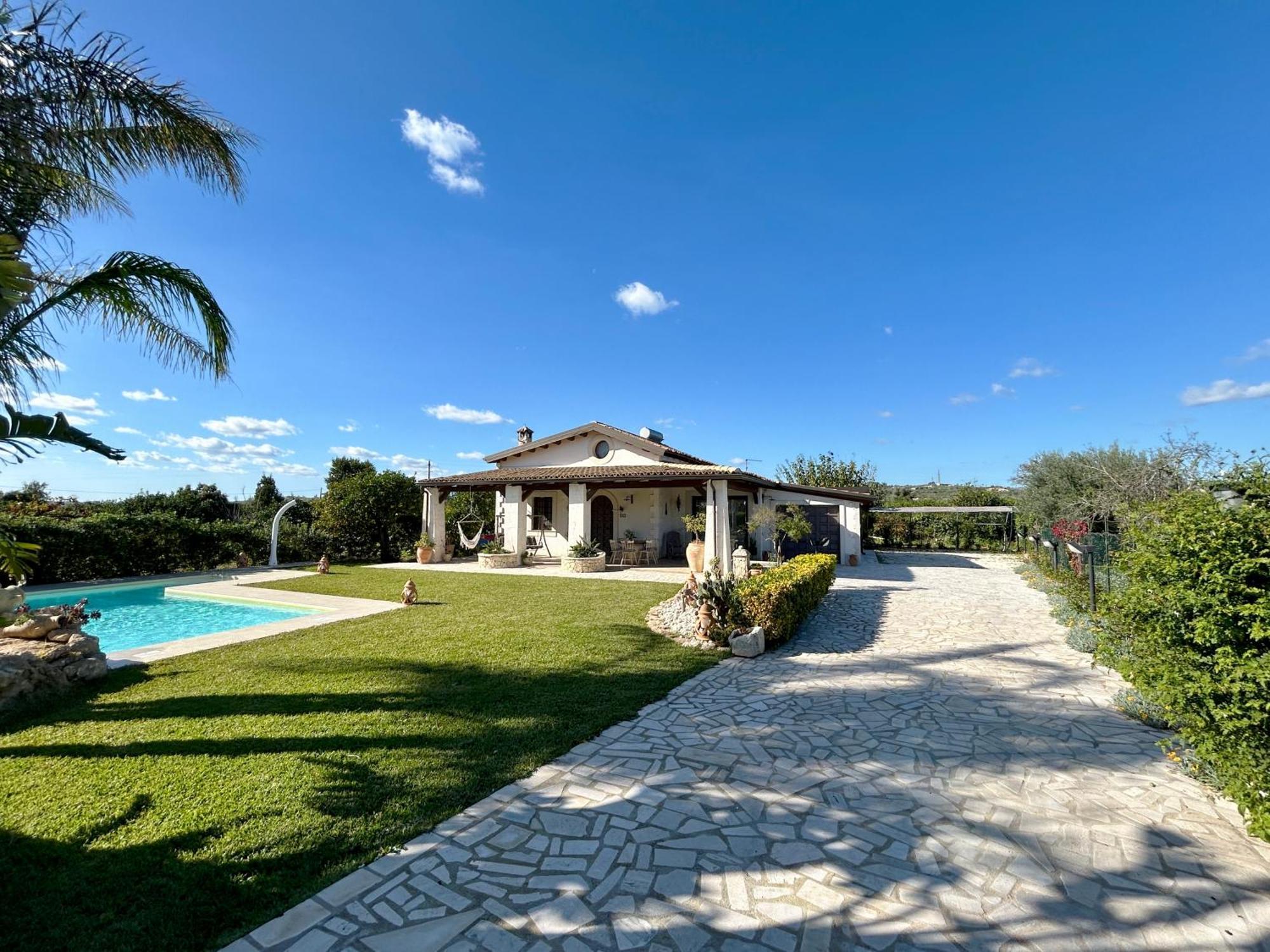 Villa Suq With Pool, Parking & Wifi Noto Esterno foto